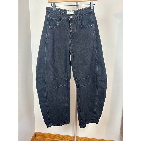 Free People We The Free Lucky You Mid Rise Barrel Jeans Black Size 25 Boho Black - Picture 2 of 4